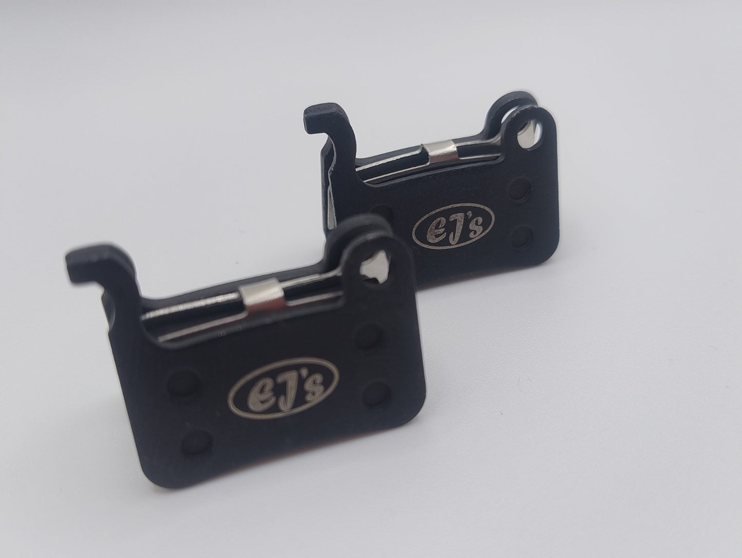 2 pairs of disc brake pads for Shimano XTR M975 XT M775 SLX M665 Deore M535