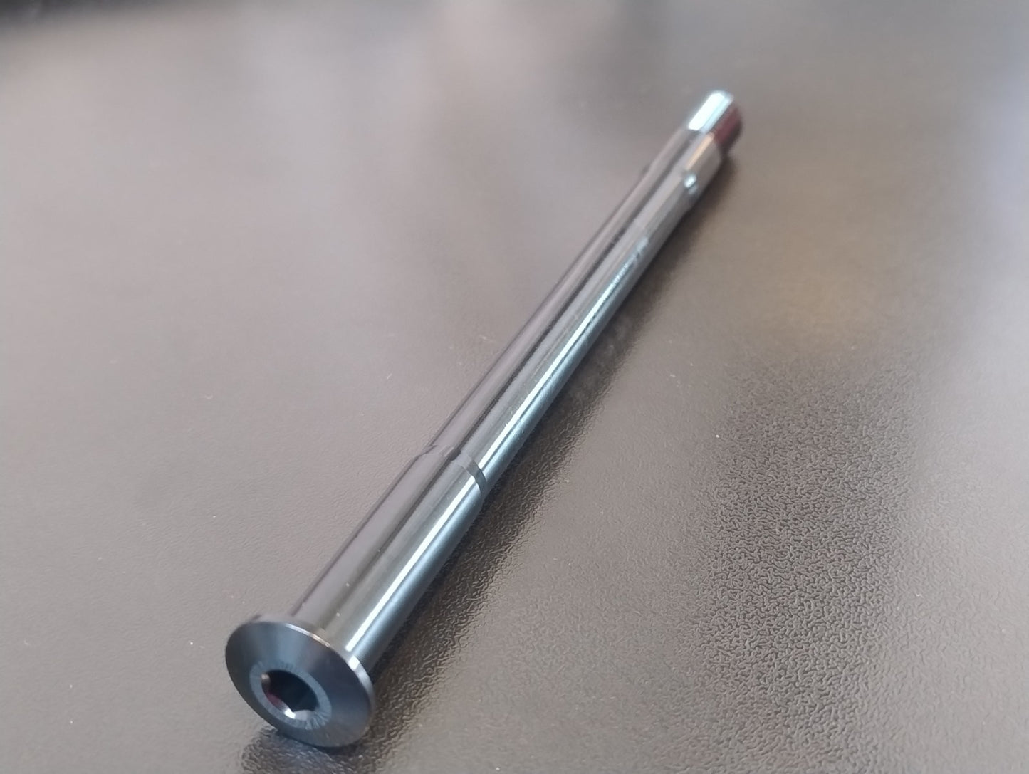 175mm x 12mm x 1.75mm Pitch Rear Thru Axle