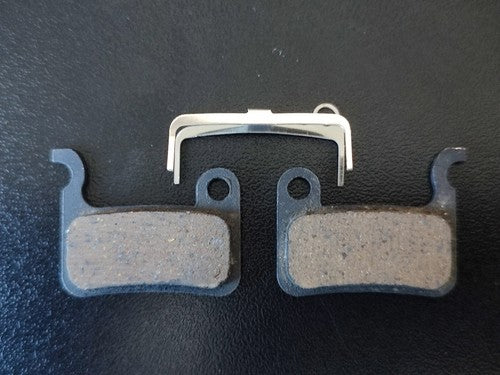 2 pairs of disc brake pads - Shimano XTR M975 XT M775 SLX M665 Deore M535
