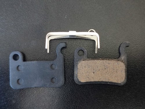 2 pairs of disc brake pads - Shimano XTR M975 XT M775 SLX M665 Deore M535