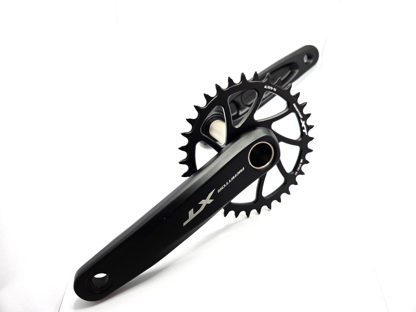 Sennix XT MTB Crankset 170mm Direct Mount, BB, 32T Chainring Boost Chain Line