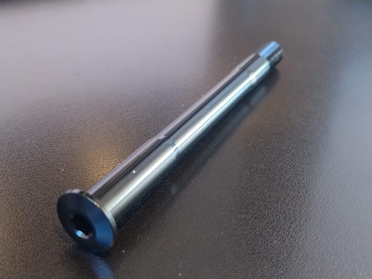 142mm x 12mm x 1.5mm Bike Thru Axle