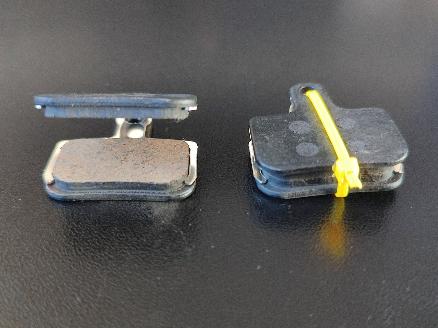 SRAM Avid DB1 DB3 DB5 Replacement Semi metallic Brake Pads x 2 pairs