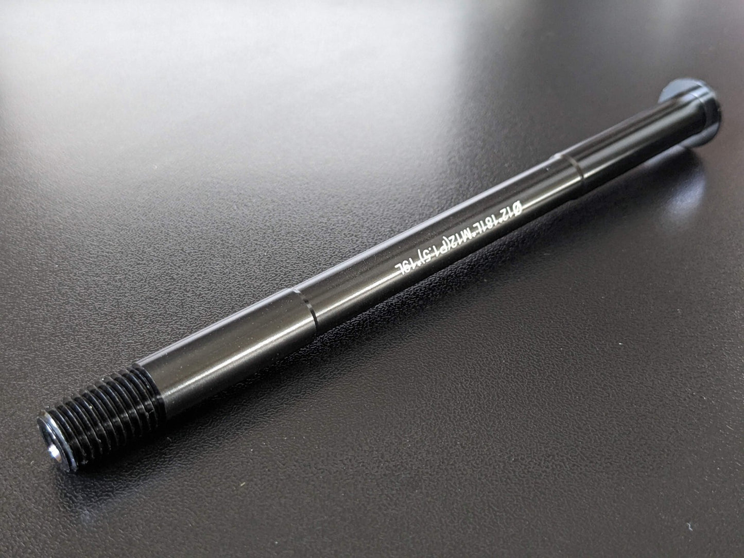181mm x 12mm x 1.5mm Pitch Rear Thru Axle