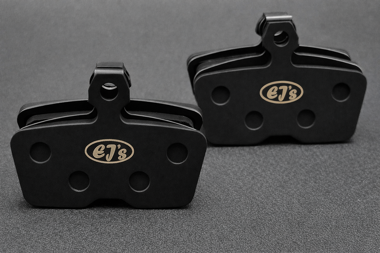 2 Pairs SRAM Code, DB8, G2 RE, Guide RE, Motive – Pro Semi-Metallic Disk Pads