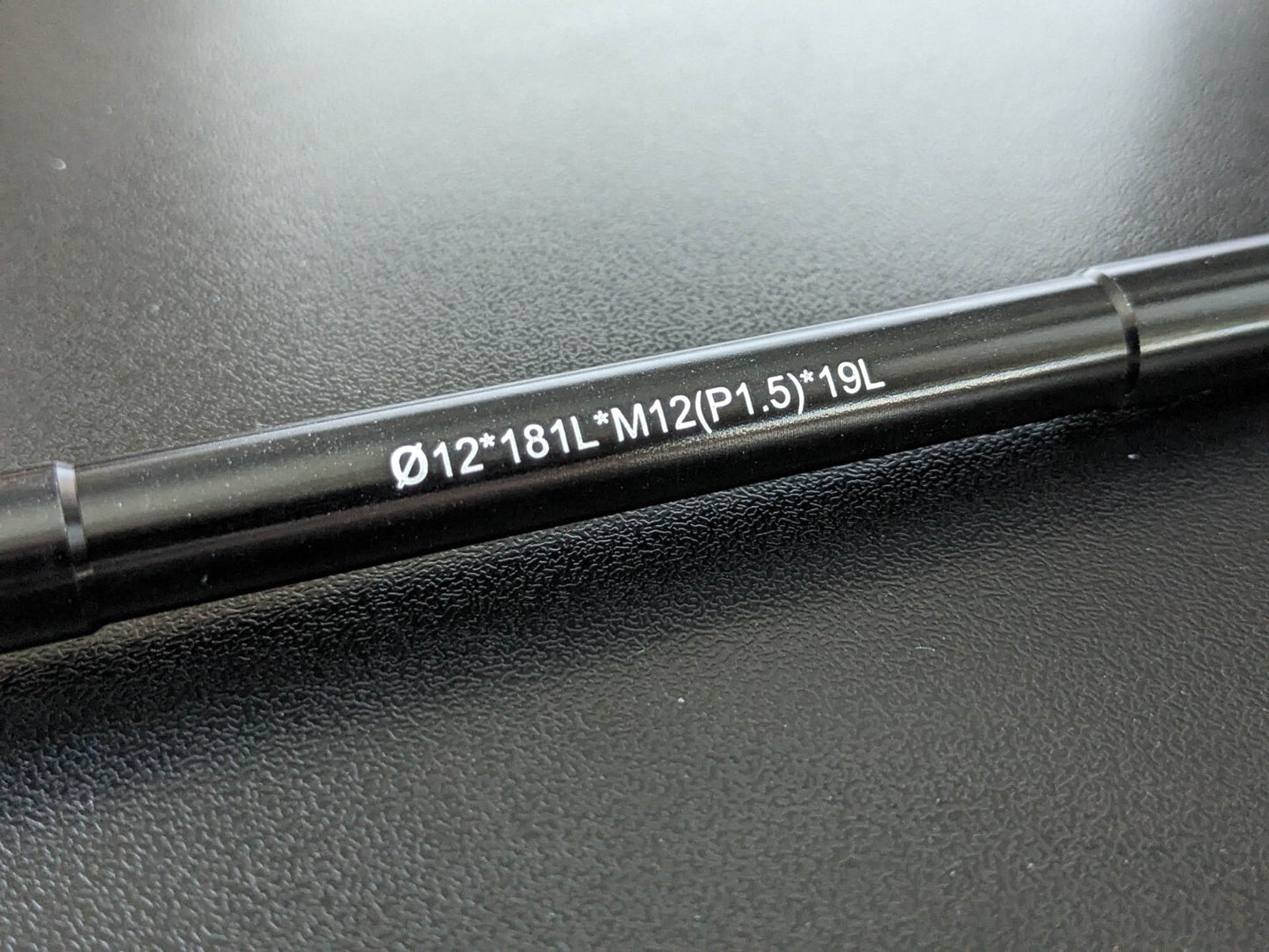 181mm x 12mm x 1.5mm Pitch Rear Thru Axle